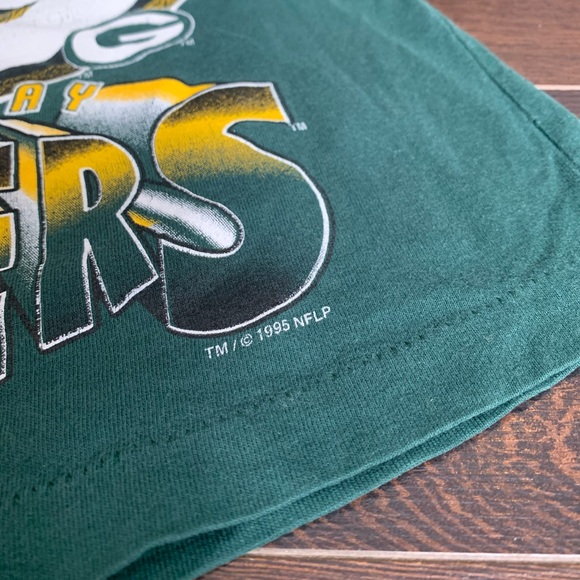 Vintage 1990’s Green Bay Packers Kid’s Tee in Green - Picture 3 of 6